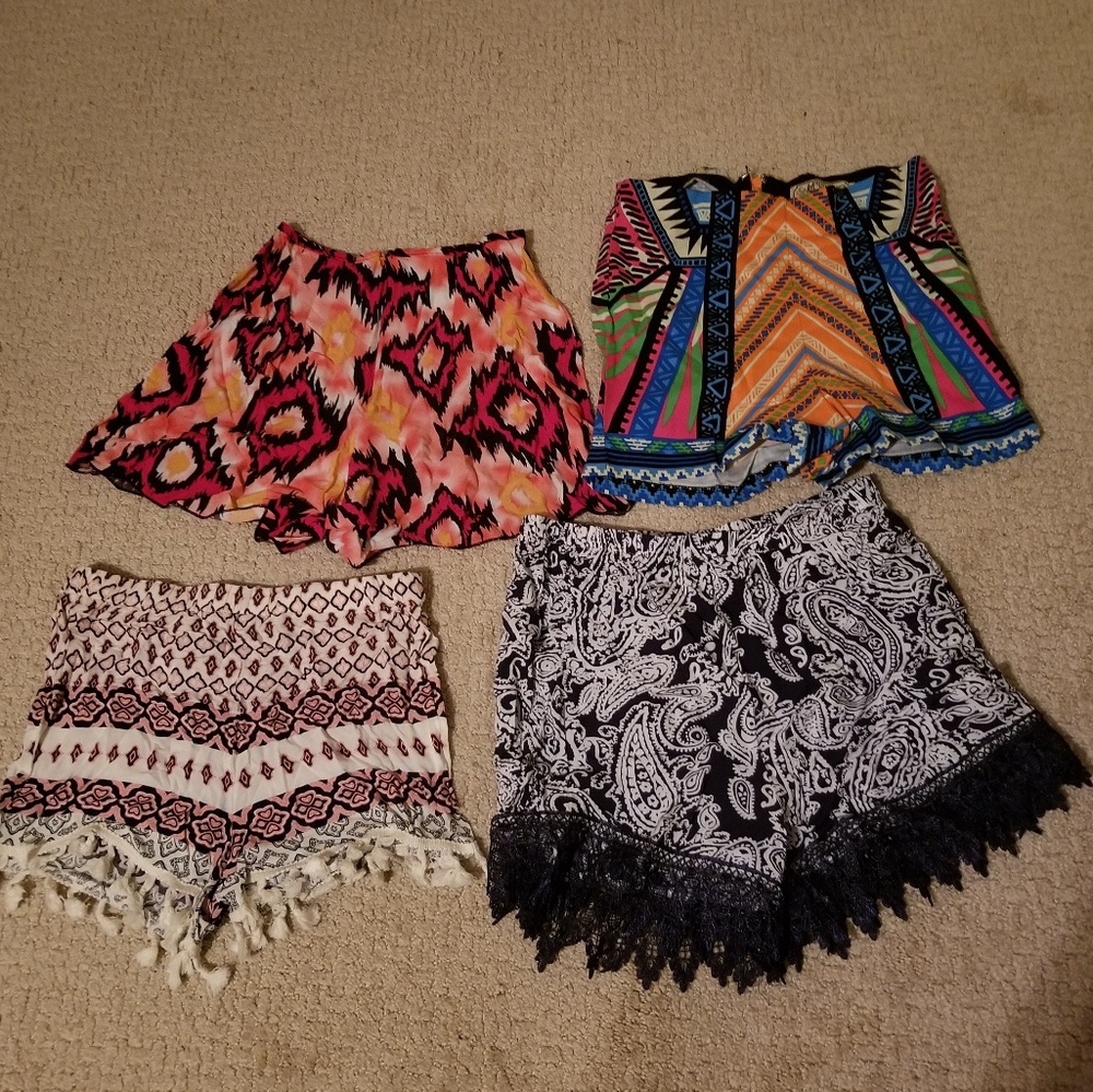 Euc bundle print shorts size small